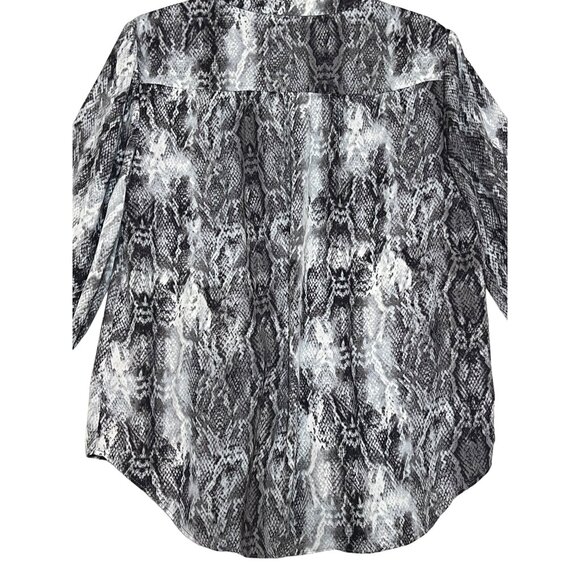 Vince Camuto Women Python Print V-Neck Blouse Size 2X Plus Pull-over 3/4 Sleeve - Picture 8 of 11